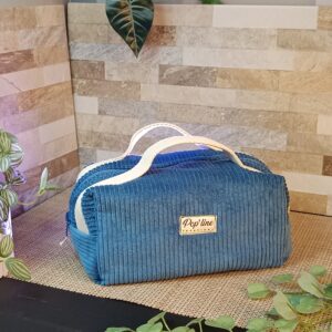 Trousse de toilette en velours bleu