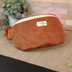 Sac banane, tissu velours marron clair