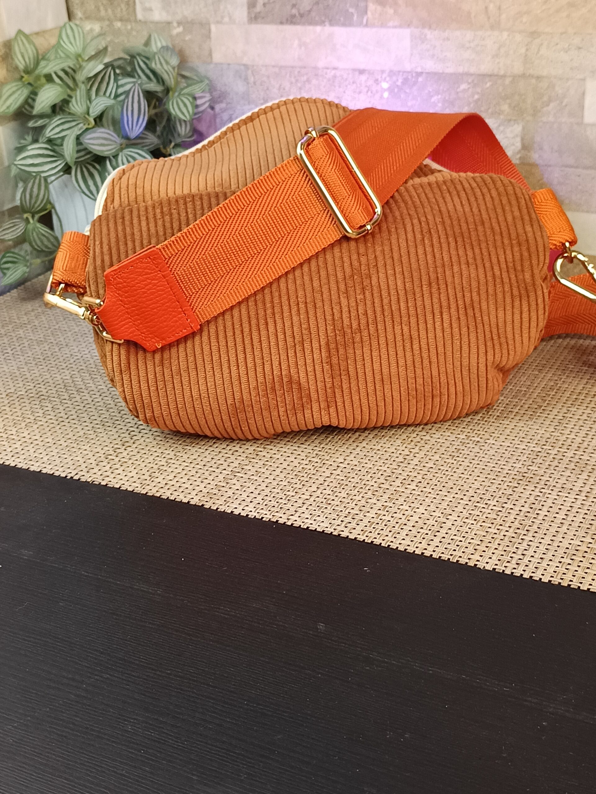 Sac banane, tissu velours marron clair – Image 3